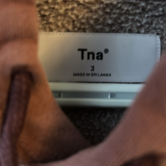 Aritzia TNA hoodie - Picture 2 of 2